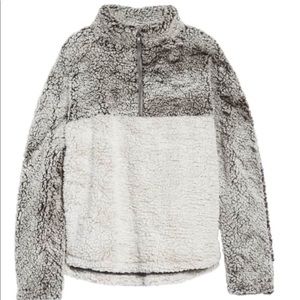 Thread supply Wubby Sherpa fleece pullover!